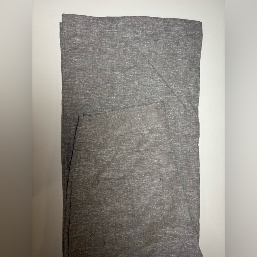 *Made in Canada* Gray High Waisted Flared-Leg Pants - Picture 6 of 8